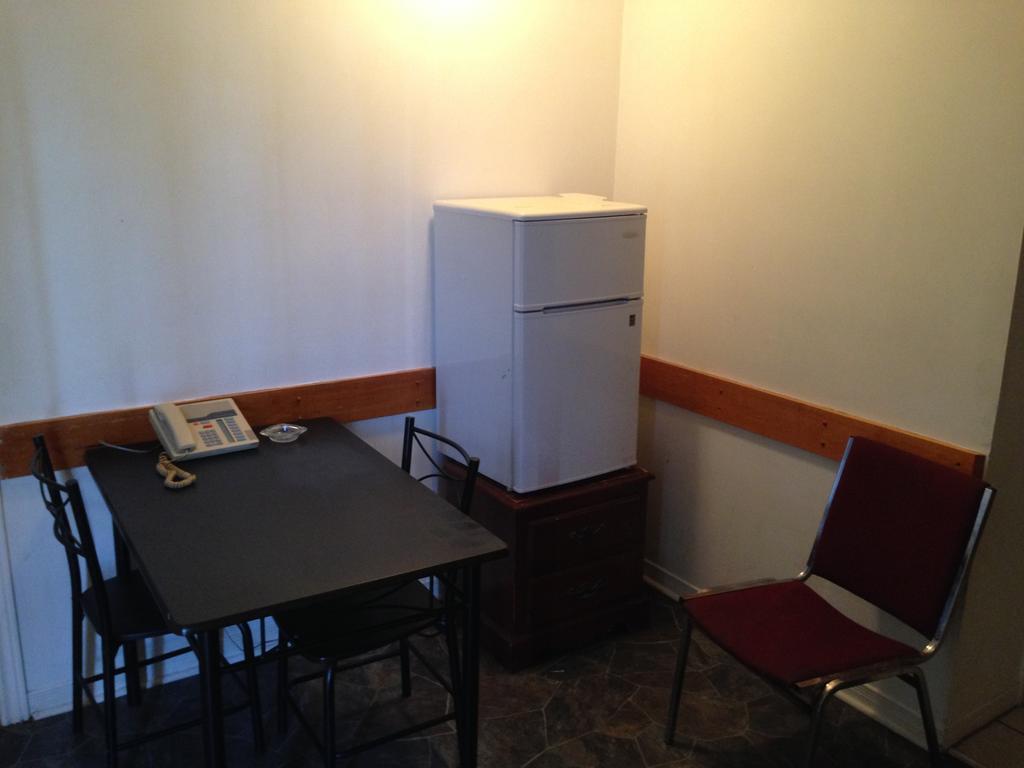 Ivy Motel Торонто Екстер'єр фото