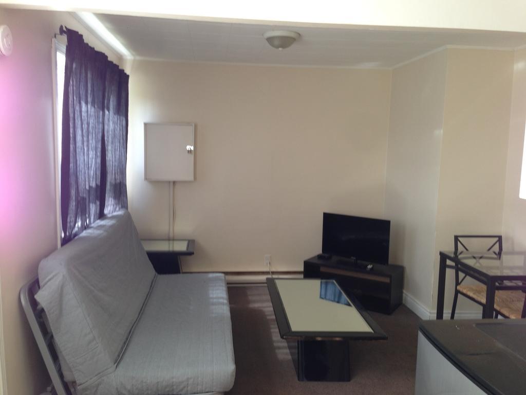 Ivy Motel Торонто Екстер'єр фото